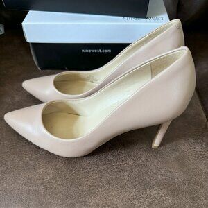 Nine West Etta Leather High Heels in Nude/Beige